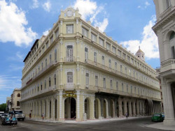 hotel plaza 800