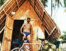 17 harvesting thailands coconuts 800