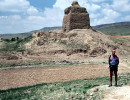27 Chinas Great Wall as it stretches westward to the Desert 800