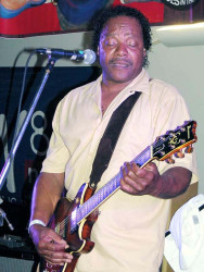 lonnie shields