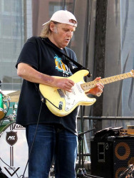 walter trout 32